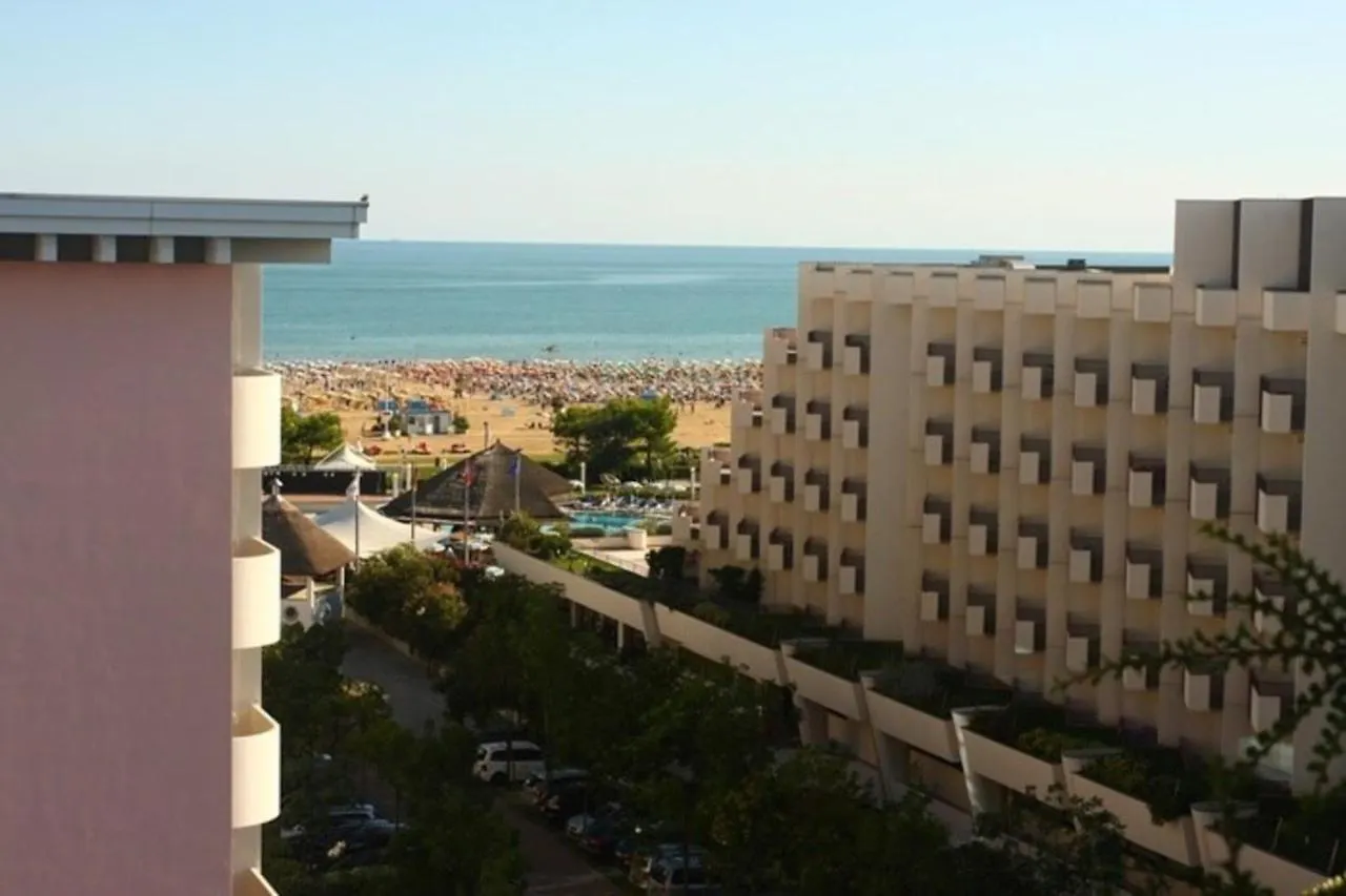 Lovely Flat In A Residence With Pool - Beahost Bibione